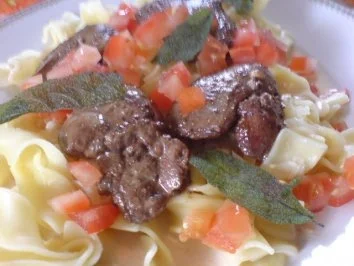 Bandnudeln in Rahmsoße mit Geflügelleber - Rezept - Bild Nr. 2