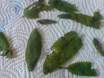 Bandnudeln in Rahmsoße mit Geflügelleber - Rezept - Bild Nr. 10