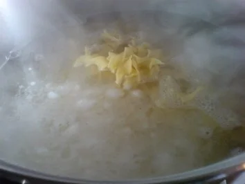 Bandnudeln in Rahmsoße mit Geflügelleber - Rezept - Bild Nr. 18