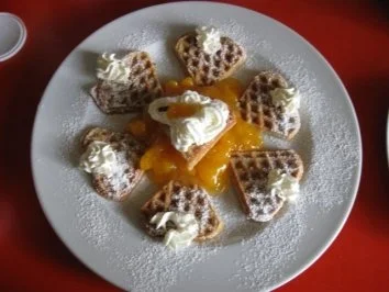 Rezept: heißer Mandarinenkompott mit "Schüsschen" Bild Nr. 4 heißer Mandarinenkompott mit "Schüsschen" - Rezept - Bild Nr. 4