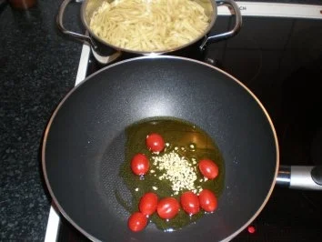 Rezept: Alwins schnelle Nudeln 1 Bild Nr. 4 Alwins schnelle Nudeln 1 - Rezept - Bild Nr. 4