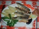Felchenfilets nach Müllerinart mit Salzkartoffeln und Nüsslisalat (Feldsalat) - Rezept
