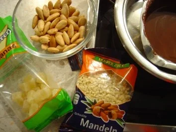 Mandelpralinen... einfach und schnell gemacht - Rezept - Bild Nr. 3