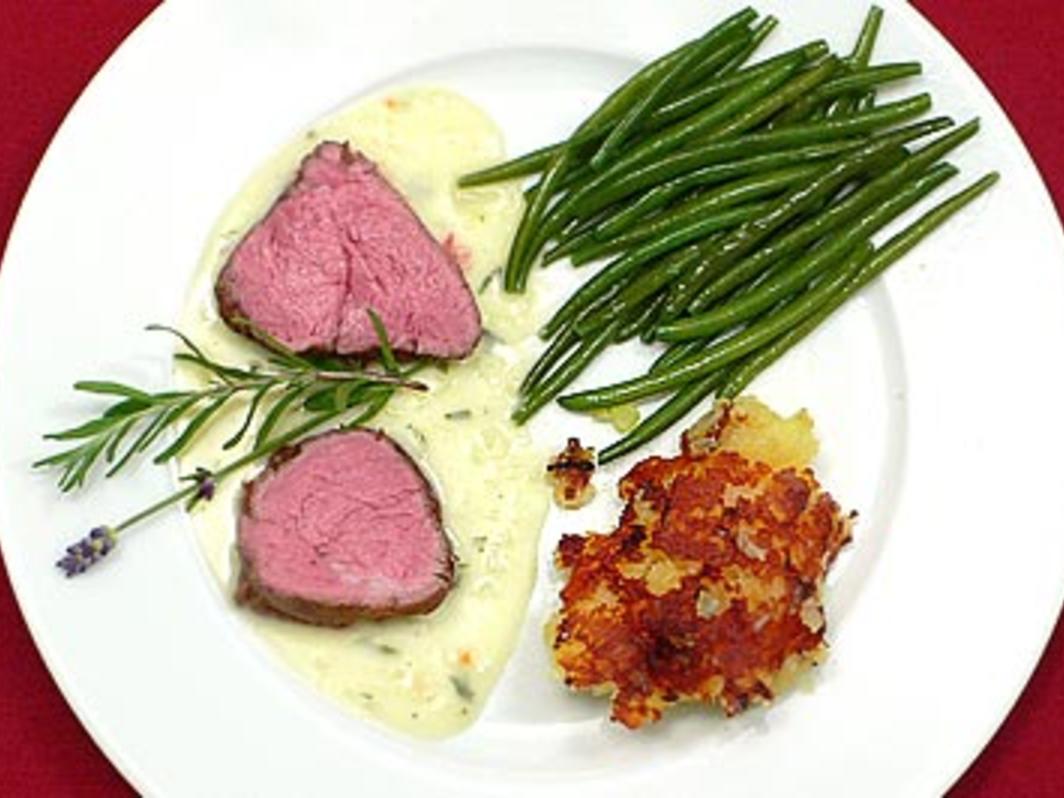 Kalbsfilet an Lavendelsoße mit Kartoffelschmarrn und Butterböhnchen ...