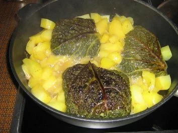 Rezept: Wirsingpäckchen mit Kartöffelchen aus einem Topf Bild Nr. 5 Wirsingpäckchen mit Kartöffelchen aus einem Topf - Rezept - Bild Nr. 5