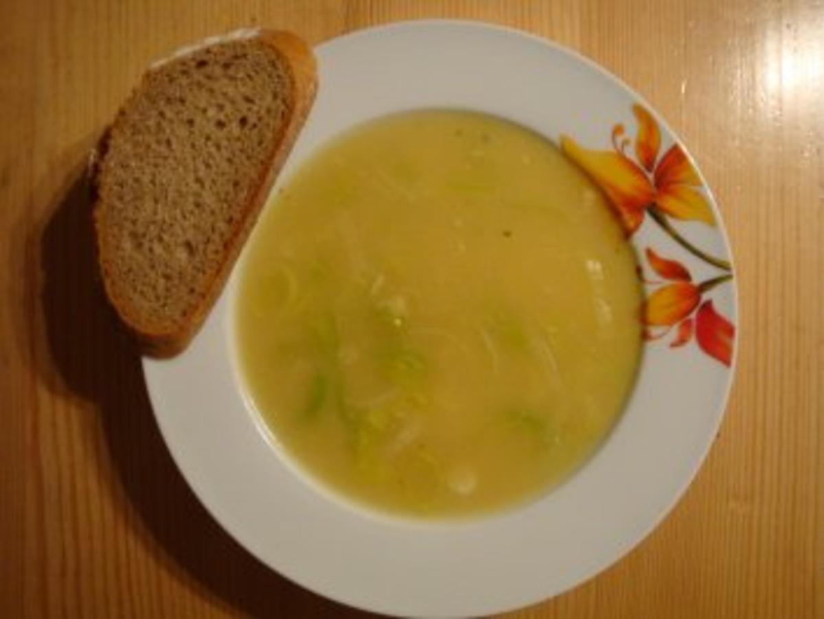Lauch-Grieß-Suppe - Rezept