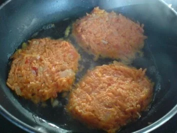 Rezept: Gemüsebratlinge mit Schnittlauchdip Bild Nr. 24 Gemüsebratlinge mit Schnittlauchdip - Rezept - Bild Nr. 24