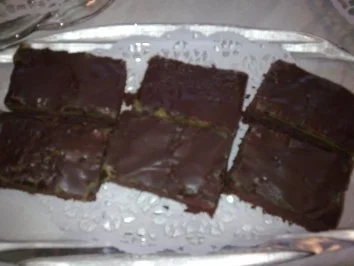 Rezept: Marzipan/Saure Sahne Blechkuchen Bild Nr. 4 Marzipan/Saure Sahne Blechkuchen - Rezept - Bild Nr. 4