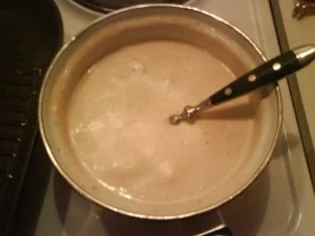 Geflügel: Chili-Hähnchenbrustfilet mit Chilinudeln und Käse-Chilisoße - Rezept - Bild Nr. 4