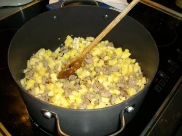 Schwiegermamas Gulaschsuppe - Rezept - Bild Nr. 5