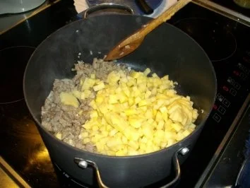 Schwiegermamas Gulaschsuppe - Rezept - Bild Nr. 4