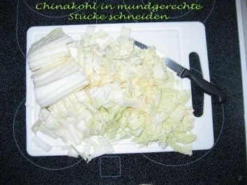 Rezept: Chinakohlsalat mit Mandarinen Bild Nr. 2 Chinakohlsalat mit Mandarinen - Rezept - Bild Nr. 2
