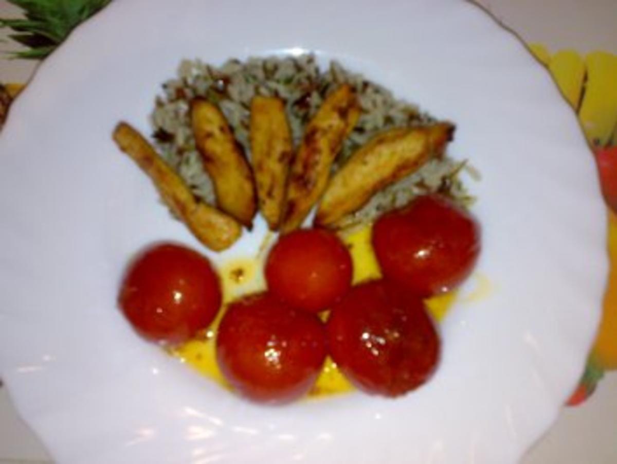 Pikante Hühnchenbrustsreifen an glasierten Tomaten mit Reis - Rezept - Bild Nr. 4
