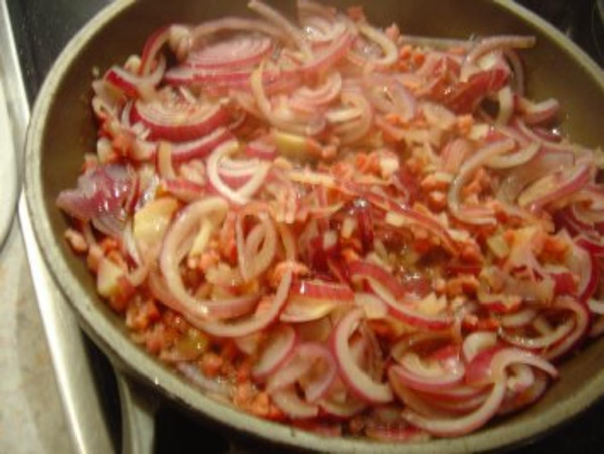 Leberkäse mit roten Zwiebeln und Bacon... einfach und schnell zuzubereiten... - Rezept - Bild Nr. 3
