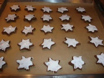 Rezept: Zimtsterne Bild Nr. 2 Zimtsterne - Rezept - Bild Nr. 2