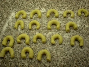 Rezept: VanilleKipferl VanilleKipferl - Rezept