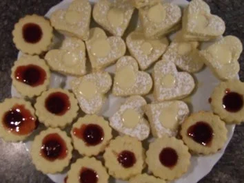 Gefüllte Eierlikör-Sterne - Rezept - Bild Nr. 2