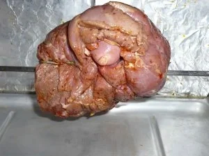 Rezept: Gegrillte Lammkeule mit Serranoschinkenböhnchen Bild Nr. 3 Gegrillte Lammkeule mit Serranoschinkenböhnchen - Rezept - Bild Nr. 3