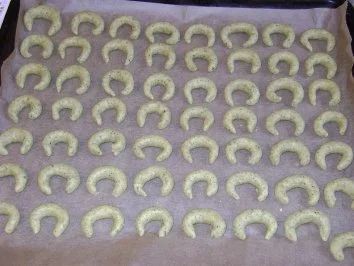 Rezept: Steirische Kürbiskernkipferl Bild Nr. 3 Steirische Kürbiskernkipferl - Rezept - Bild Nr. 3