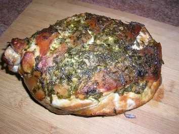 Rezept: Spanferkelkeule toskanische Art mit Kräutern und Kartoffel-Oliven-Röllchen HAUPTSEPEISE Bild Nr. 6 Spanferkelkeule toskanische Art mit Kräutern und Kartoffel-Oliven-Röllchen HAUPTSEPEISE - Rezept - Bild Nr. 6