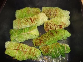 Rezept: FAGOTTINI DI CAPPUCCIO - Wirsingröllchen Bild Nr. 8 FAGOTTINI DI CAPPUCCIO - Wirsingröllchen - Rezept - Bild Nr. 8