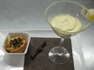 Honigmousse im Glas mit flambiertem Bratapfelragout - Rezept