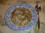 Klare Geflügel-Nudelsuppe - Rezept