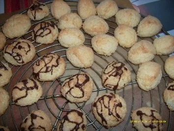 Rezept: Kokosmakronen Bild Nr. 2 Kokosmakronen - Rezept - Bild Nr. 2