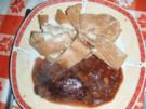 Rinderfilets mit Steinpilzsauce, hausgemachten Vollkornnudeln und ein grüner Salat - Rezept