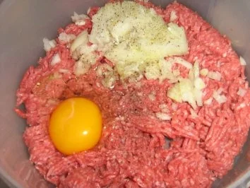 Hackbraten mit Sauerkrautfüllung - Rezept - Bild Nr. 4