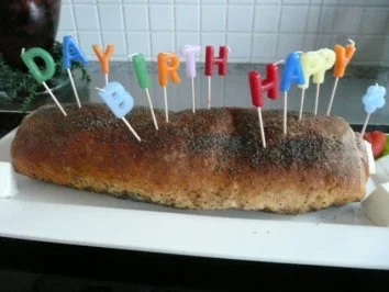 BROT :Herzhafter Salami-Oliven-Kuchen - Rezept - Bild Nr. 4