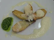 Sautierte Kräuterseitlinge auf Pastinakenschaum mit Rucolapesto und Parmesanspänen - Rezept