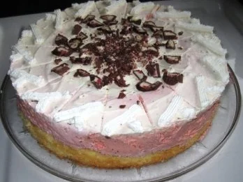 Erdbeer-Stracciatella-Torte - Rezept - Bild Nr. 6