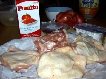 Rezept: Hähnchenrouladen mit Tomaten-Knoblauch-Sosse und Rosmarin-Drillingen Bild Nr. 3 Hähnchenrouladen mit Tomaten-Knoblauch-Sosse und Rosmarin-Drillingen - Rezept - Bild Nr. 3