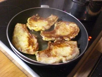 Schweinekotelett mit Knödel und Blaukraut - Rezept - Bild Nr. 3