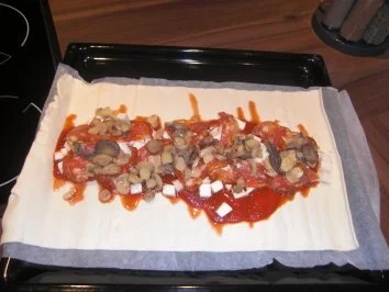 Rezept: Pizzastrudel Bild Nr. 2 Pizzastrudel - Rezept - Bild Nr. 2