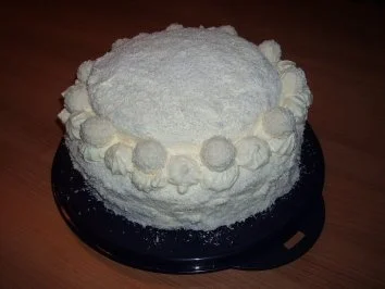 Kokostorte mit Aprikosenmousse - Rezept