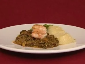 Rezept: Lachs mit Spinat und Yamswurzel (Kena Amoa) Lachs mit Spinat und Yamswurzel (Kena Amoa) - Rezept