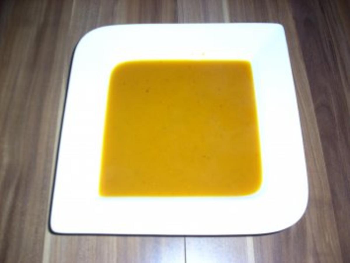 Bilder für Kürbissuppe mit dem gewissen Etwas - Rezept