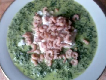 Grünkohlsuppe mit Nordseekrabben - Rezept