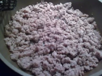 Rezept: Toffelpüüüü-Rosenkohl-Bolognese-Auflauf Bild Nr. 2 Toffelpüüüü-Rosenkohl-Bolognese-Auflauf - Rezept - Bild Nr. 2