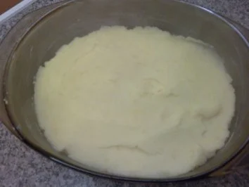 Rezept: Toffelpüüüü-Rosenkohl-Bolognese-Auflauf Bild Nr. 11 Toffelpüüüü-Rosenkohl-Bolognese-Auflauf - Rezept - Bild Nr. 11