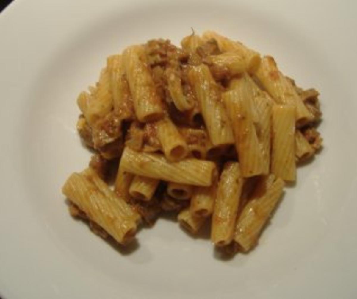 Penne mit echtem neapolitanischem Ragout - Rezept - kochbar.de