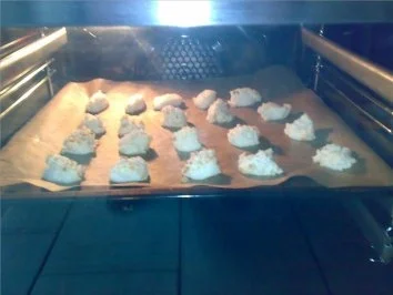 Rezept: ** Weihnachtsbäckerei ** Kokos - Zimt - Makronen Bild Nr. 3 ** Weihnachtsbäckerei ** Kokos - Zimt - Makronen - Rezept - Bild Nr. 3