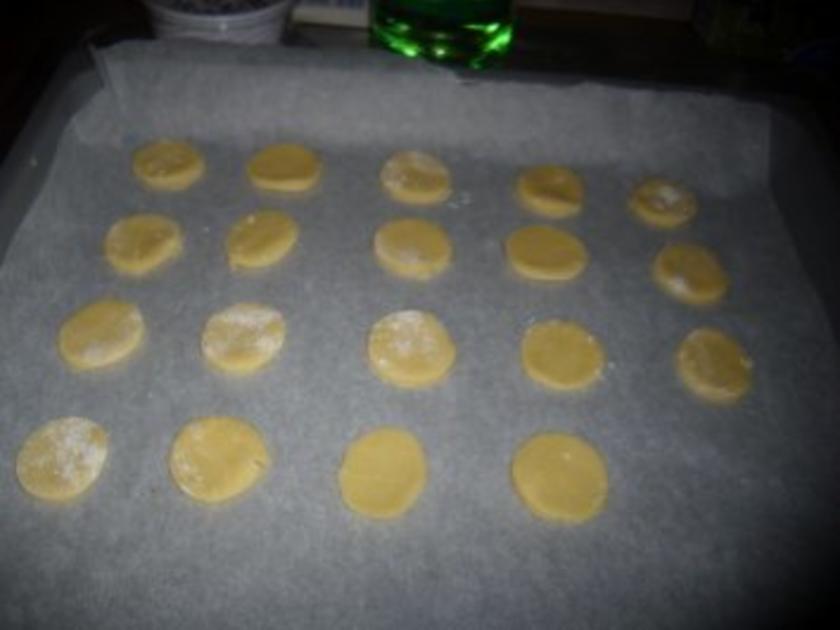 Backwerk / Plätzchen: Gefüllte Dukaten - Rezept - kochbar.de