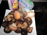 Rezept: VORSPEISE/GEMÜSE:Butternusskürbis mit Pilzen gefüllt Bild Nr. 4 VORSPEISE/GEMÜSE:Butternusskürbis mit Pilzen gefüllt - Rezept - Bild Nr. 4