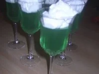 Dessert - Caipirinha-Gelee mit Limettensahne - Rezept - Bild Nr. 3