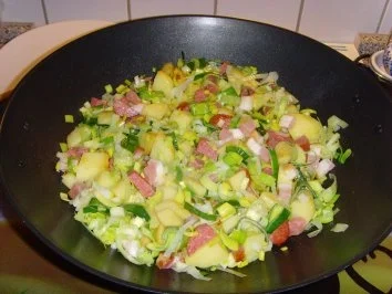 Rezept: Lauwarmer Kartoffelsalat…. Lauwarmer Kartoffelsalat…. - Rezept