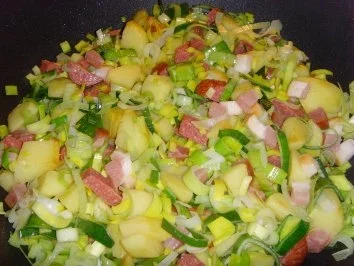 Rezept: Lauwarmer Kartoffelsalat…. Bild Nr. 2 Lauwarmer Kartoffelsalat…. - Rezept - Bild Nr. 2