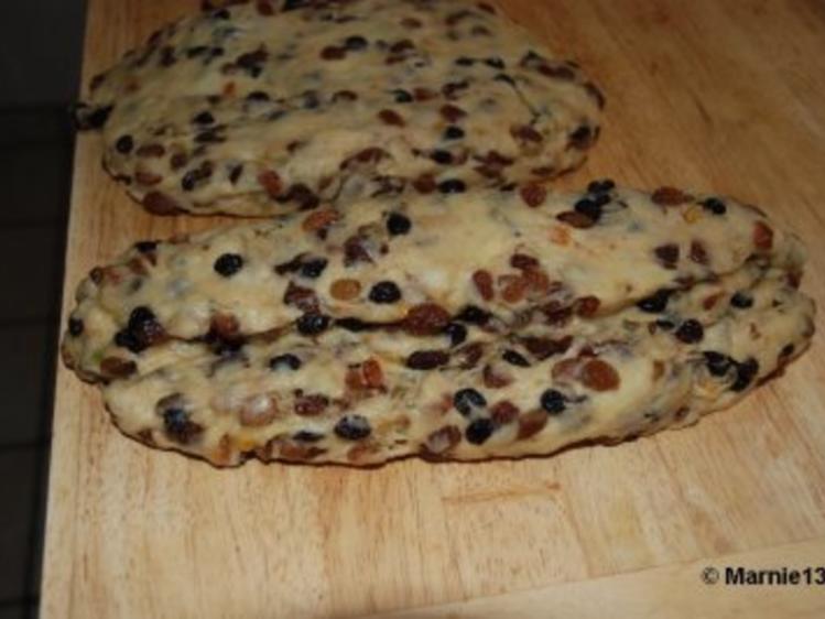 Christstollen nach traditioneller Art - Rezept - kochbar.de